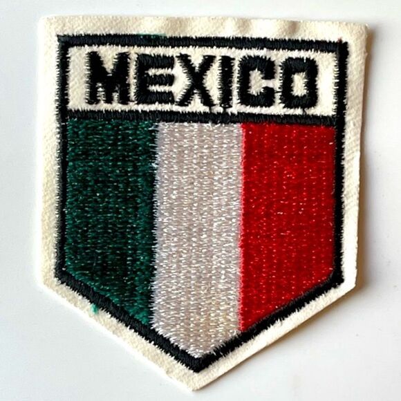 Vintage MEXICO Embroidered Flag Sew On Patch NOS - Picture 1 of 11